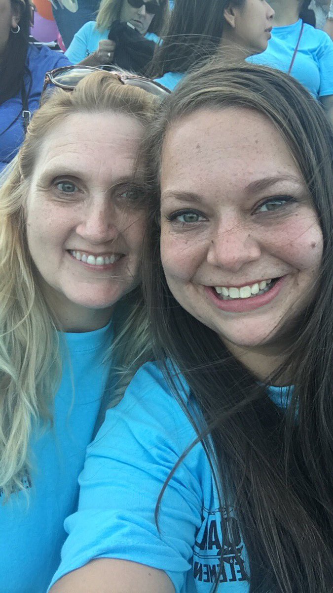sarah___brady's tweet photo. #convocation #ncisd #oakleyelem https://t.co/EX54jyWPiJ