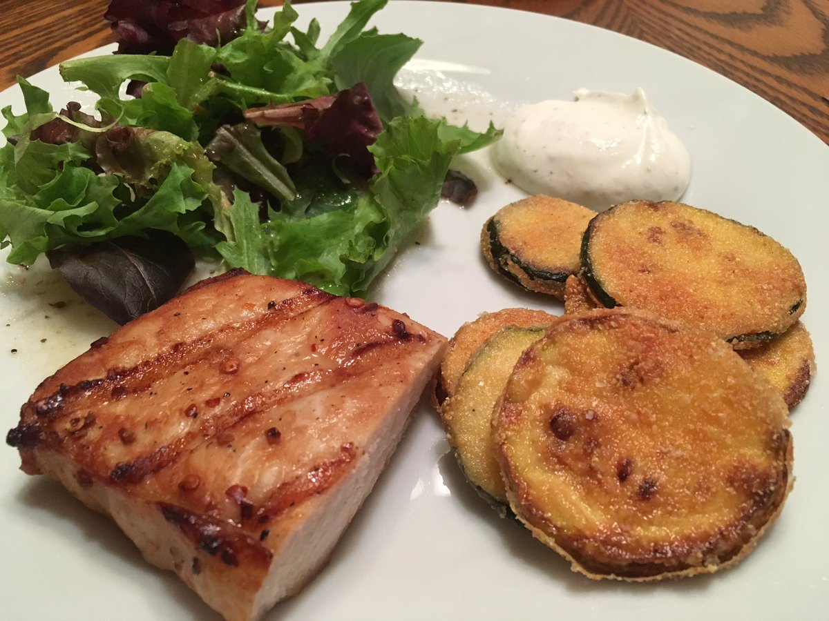 KappsKitchen's tweet photo. #Grilled #porkchops, salad, #friedsquash, and ranch dipping sauce. #southernfood #summerinthesouth #summer https://t.co/ylvLoSrv44