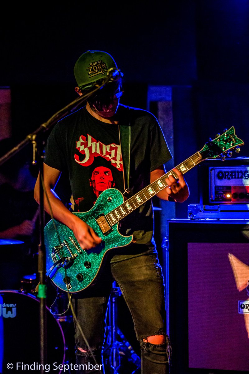 FindingSept's tweet photo. It's Schecter Sunday!
#schecterguitars #schecterpic #findingseptember #guitarist #guitarsolo #picoftheday #altrock #punkrock #poppunk https://t.co/Gmx9vUWrBs