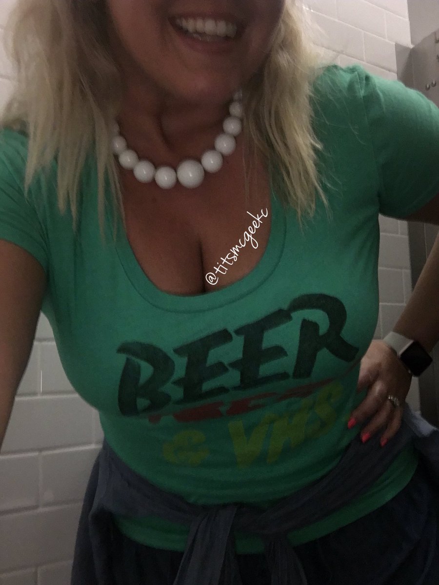 @Kc_boobs) Twitter Tweets * TwiCopy Tits McGee (@titsmcgeekc) on Twitter photo 2017-08-18 00:46