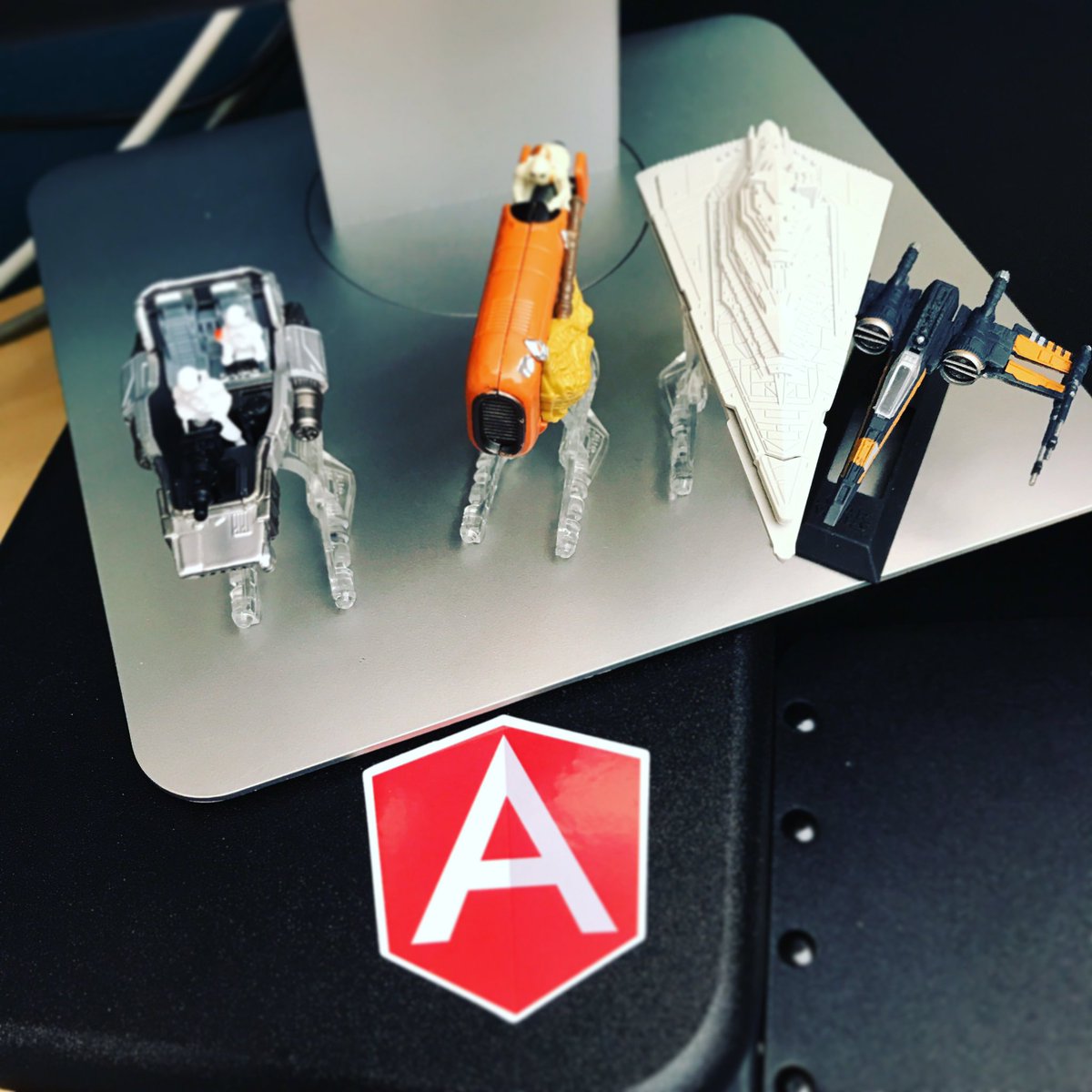 byteSwag's tweet photo. My #StarWars collection is growing. βοΈ
#developers #reactjs #angular #html #css #byteswag #javascript https://t.co/R2OC5tFWhX