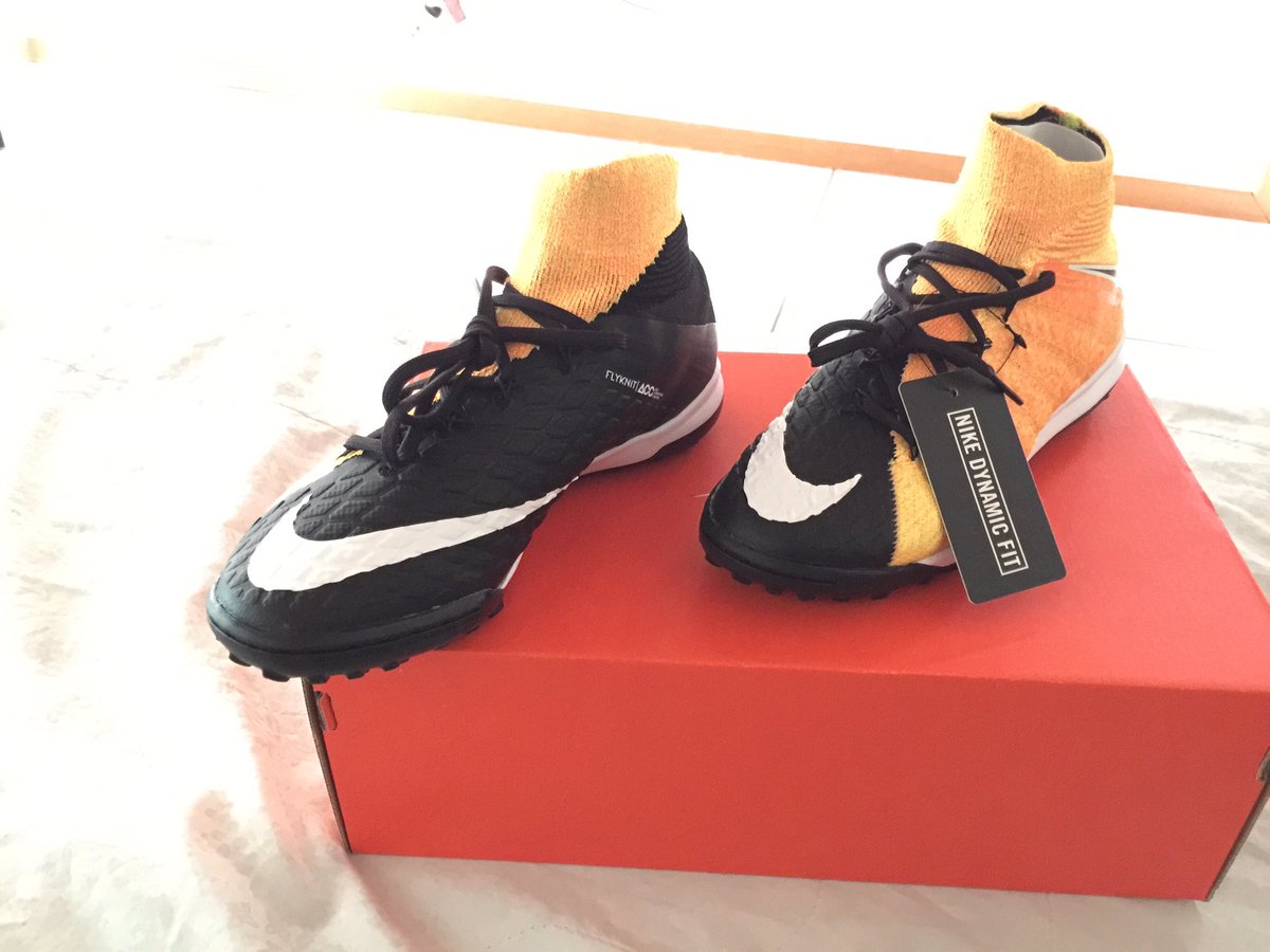 denn_gdl's tweet photo. Mis nuevos @nikemexico @nikefootball #HypervenomX 😍😎👌🏼 https://t.co/ctiApOp2sx