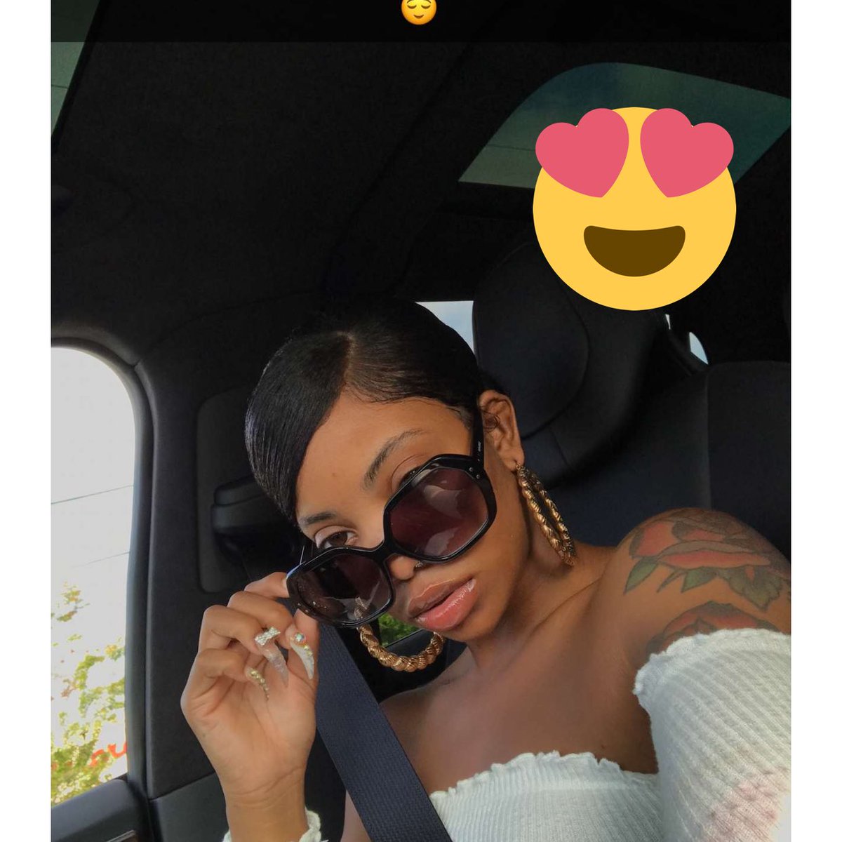 QueenC_Cece's tweet photo. She is so amazing and beautiful 🤗When I get older I want to be successful like De'arra! @ShortyMacShort_ https://t.co/VblqxasftC