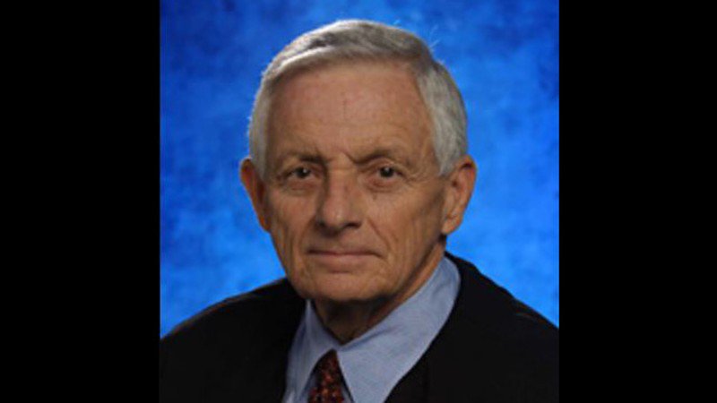 A Georgia magistrate judge has resigned after comparing advocates of removing Confederate monuments to ISIS. trib.al/bfeWpFC