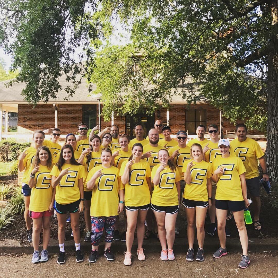 UTCBCM's tweet photo. Thanks to all our friends @CalvaryRedBank for joining us for another UTC Move In! #utcbcm #utc21 #utc #UTCmovein https://t.co/s3oLkq4X3A