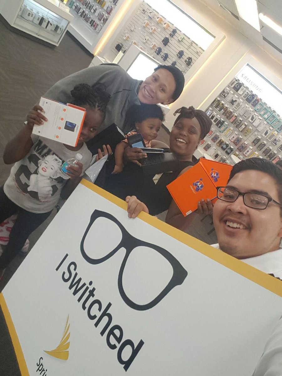 Deals for the whole family! #BITW #WCTA @DCalzone77 <a href="/LangerSprint/">Luke Langer</a> <a href="/JGSprintWest/">JGSprintWest</a>