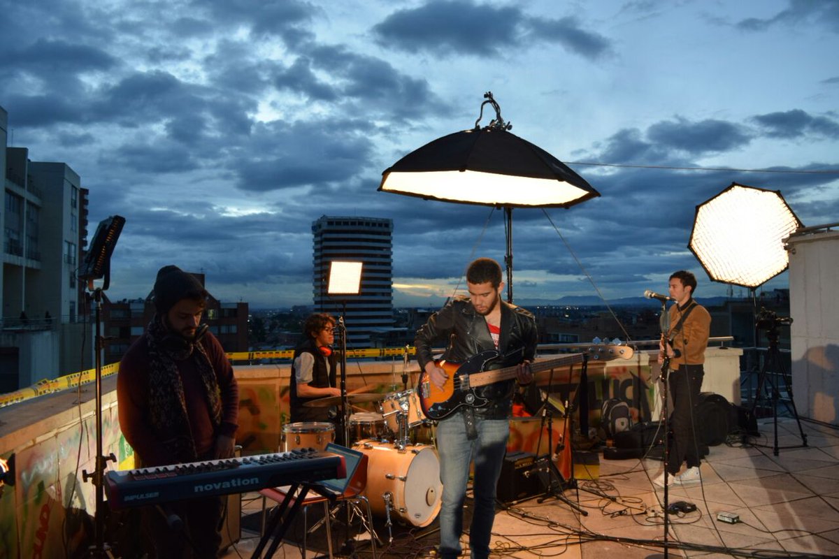 GoOutStrangers's tweet image. Saludos, extraños! Estamos participando en #ElRoundTV Ayúdennos con su voto: bit.ly/2iar0PN #TodosSomosExtraños