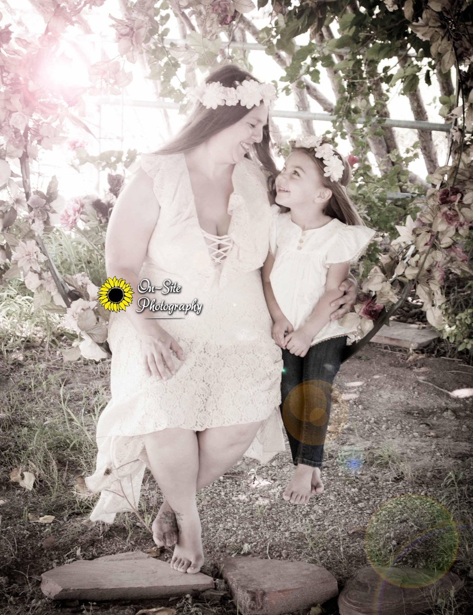 OnSitePhoto's tweet photo. Sneak Peak from a Mommy &amp; Me photo session! so much fun!!!!!!https://t.co/xu6svqqOvh https://t.co/U1TetEp2aP