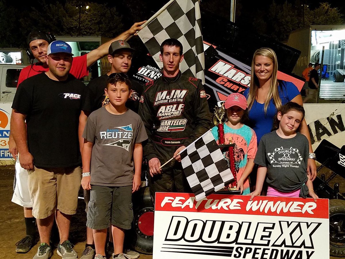 SchureBuilt's tweet photo. @akaroussis27 made the long trip from South Australia to run a few events in the USA and grabbed a feature win at XX Speedway! #teamSBS https://t.co/hf0YsQqT7J