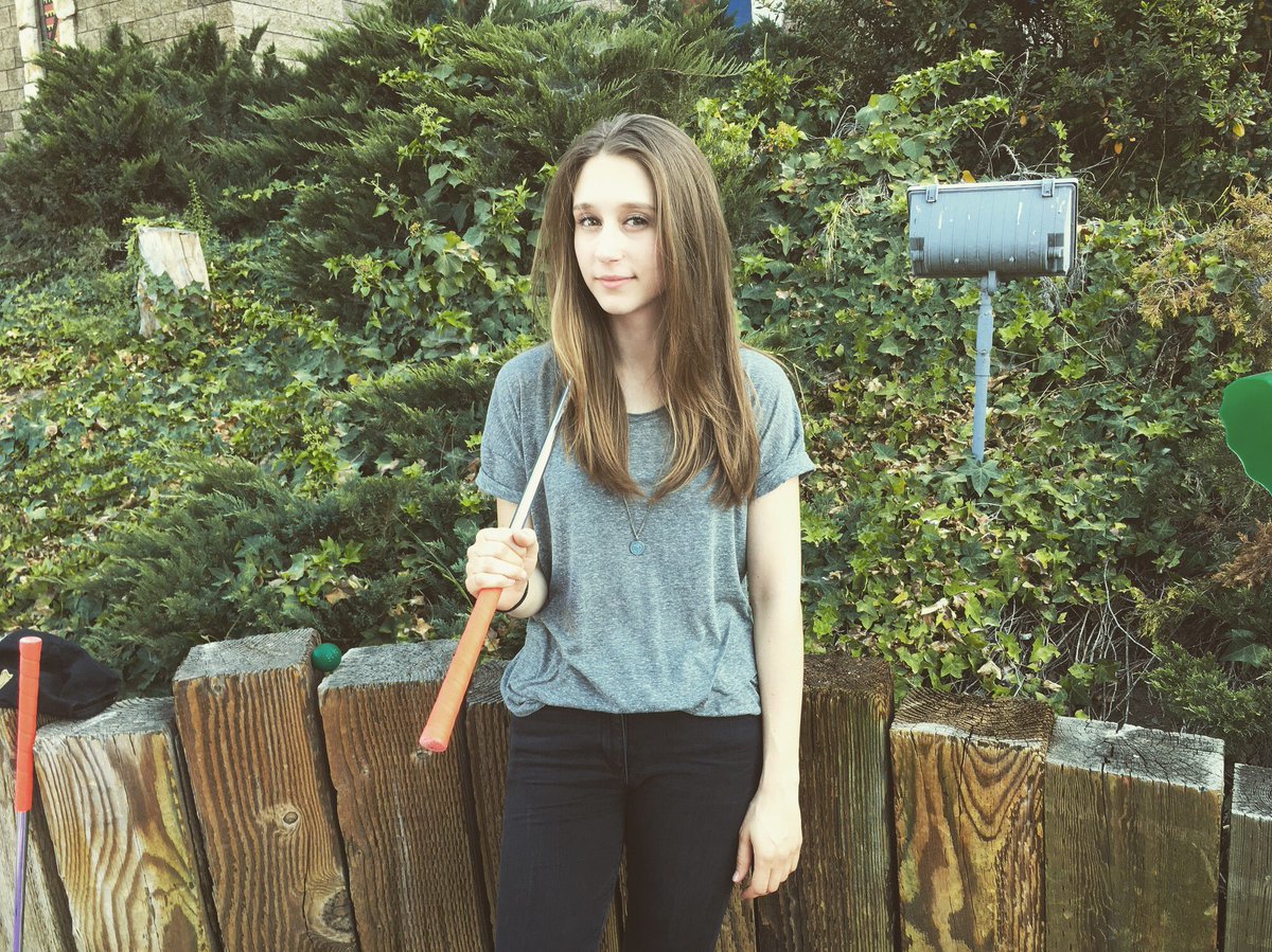 taissafarmiga's tweet photo. Oh, hi. It's my birthday. #23aintsobad https://t.co/Vo56F4OsRj