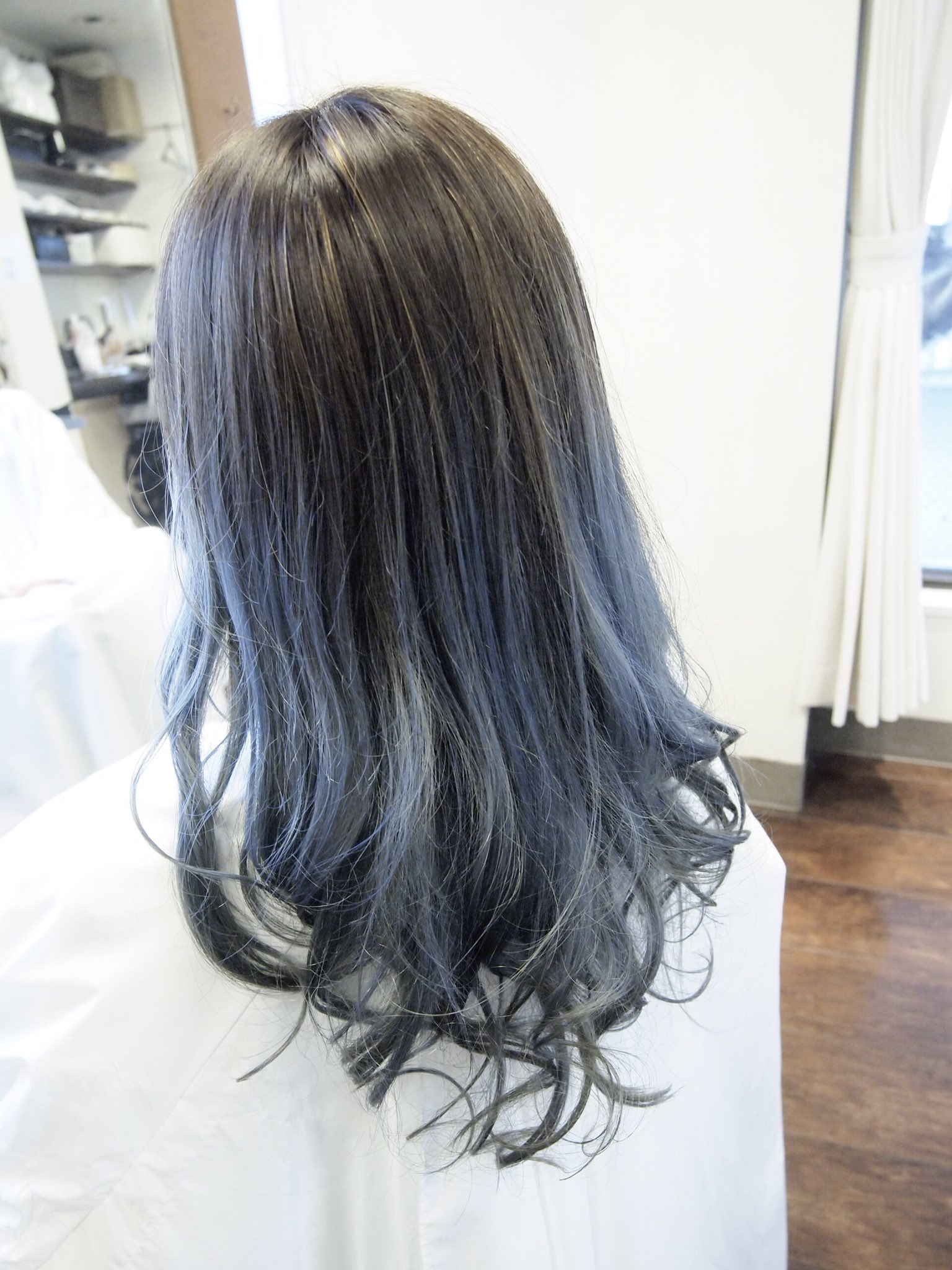 Kazuto Licht Hairworks代表 グレーカラー ブルージュ 外国人風カラー 千林 守口 グレージュ Throwcolor スロウカラー ハイライト グラデーションカラー 3dグラデーションカラー ヘアカラー 千林商店街 千林大宮 旭区 T Co