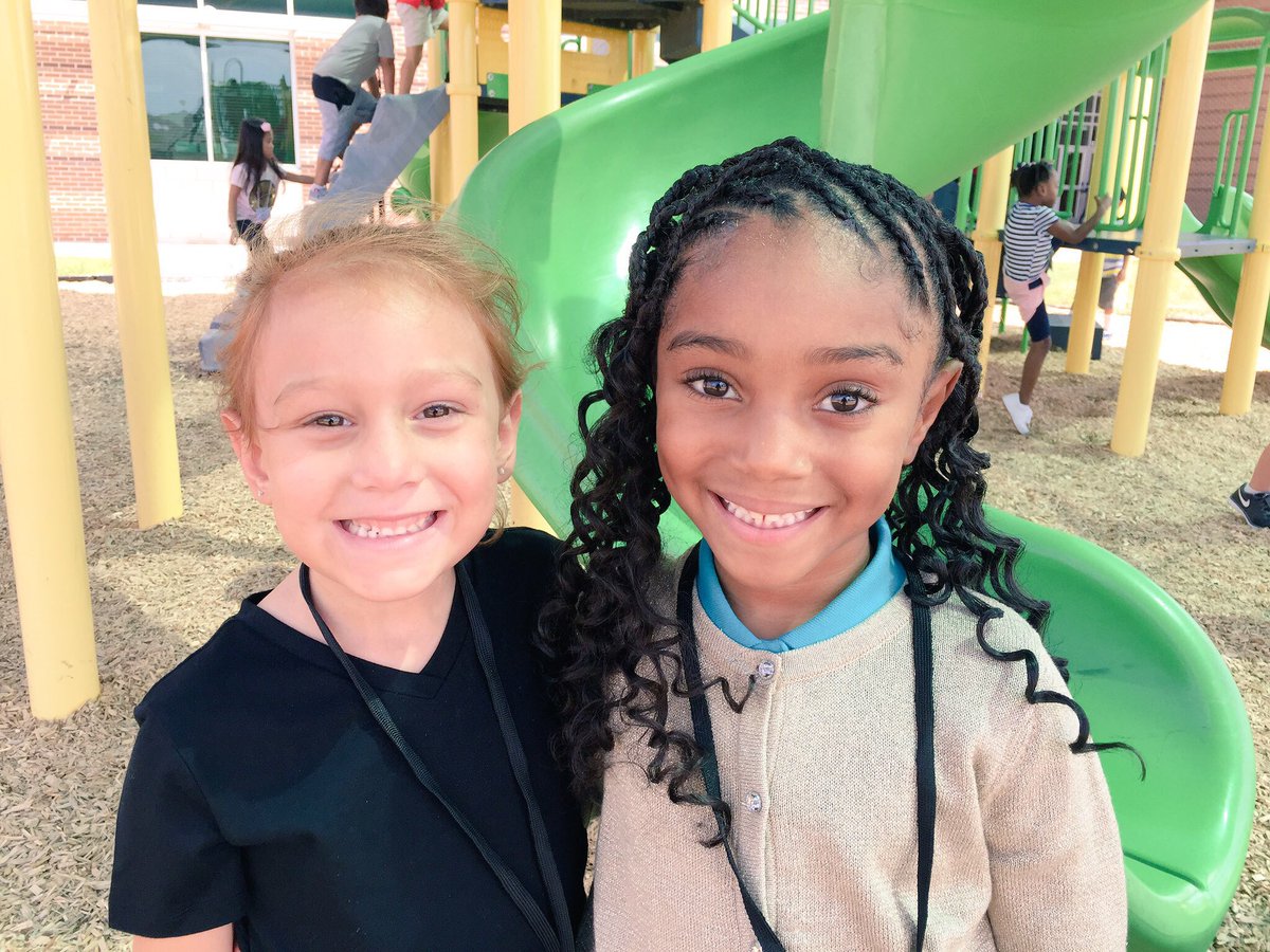 msgossettprek's tweet photo. It was a great day in Kinderland! #FirstDayAlvinISD @DukeElem #kinderhughes #happyclassrooms #firstdayofschool https://t.co/ukwPAFJkAq