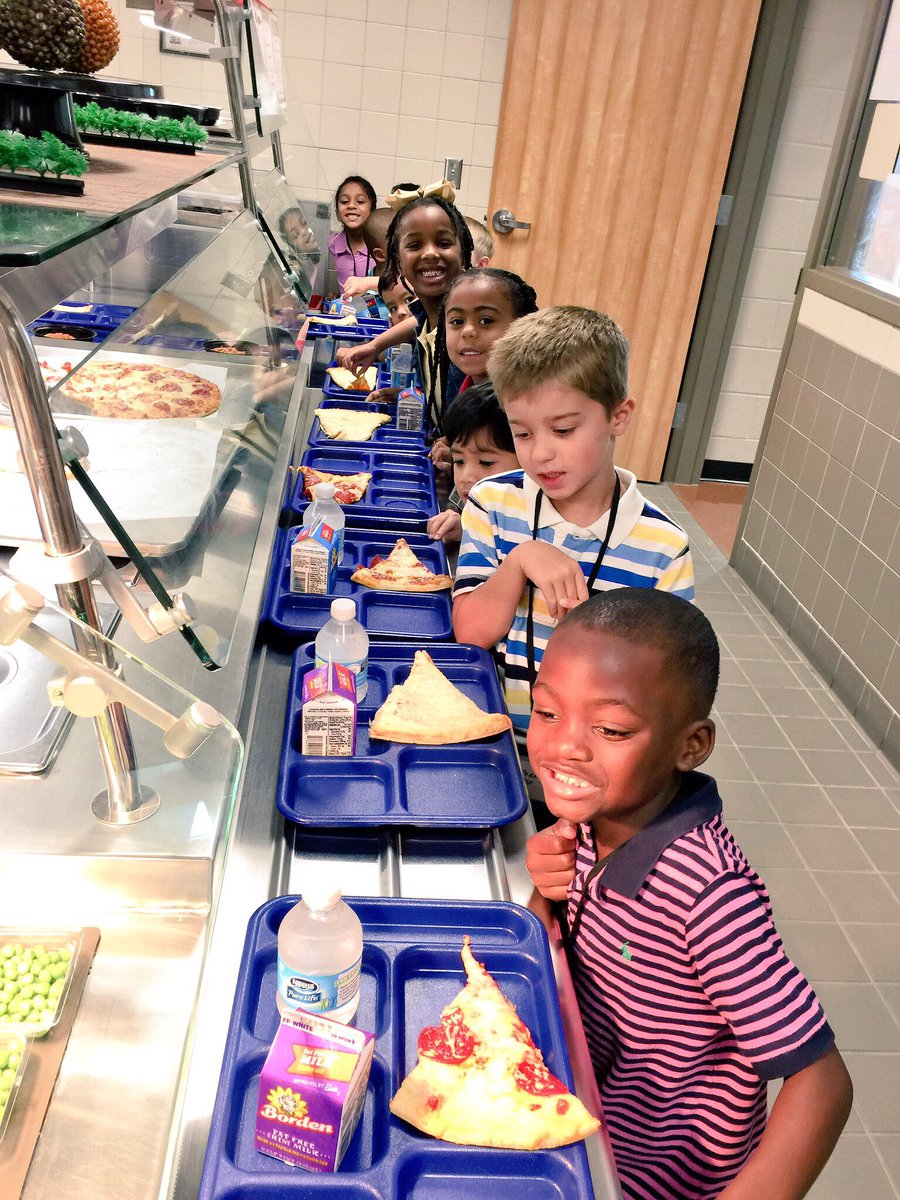 msgossettprek's tweet photo. It was a great day in Kinderland! #FirstDayAlvinISD @DukeElem #kinderhughes #happyclassrooms #firstdayofschool https://t.co/ukwPAFJkAq