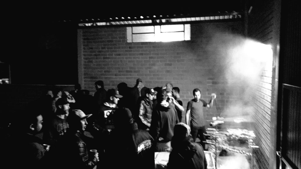 FSKoficial's tweet photo. Tá tendo!👏
Tem galpão!🏗
Tem Laton!🍻
Tem trabalho!😌
Tem churras!🍗
Chega mais, vem com a gente...
Vem pra esse time!!
#FSK5Anos 🦁 https://t.co/4y6YAfalFD
