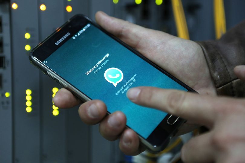 MachineLauncher's tweet image. Is #Whatsapp launching a #payment sending feature? buff.ly/2w1thmd