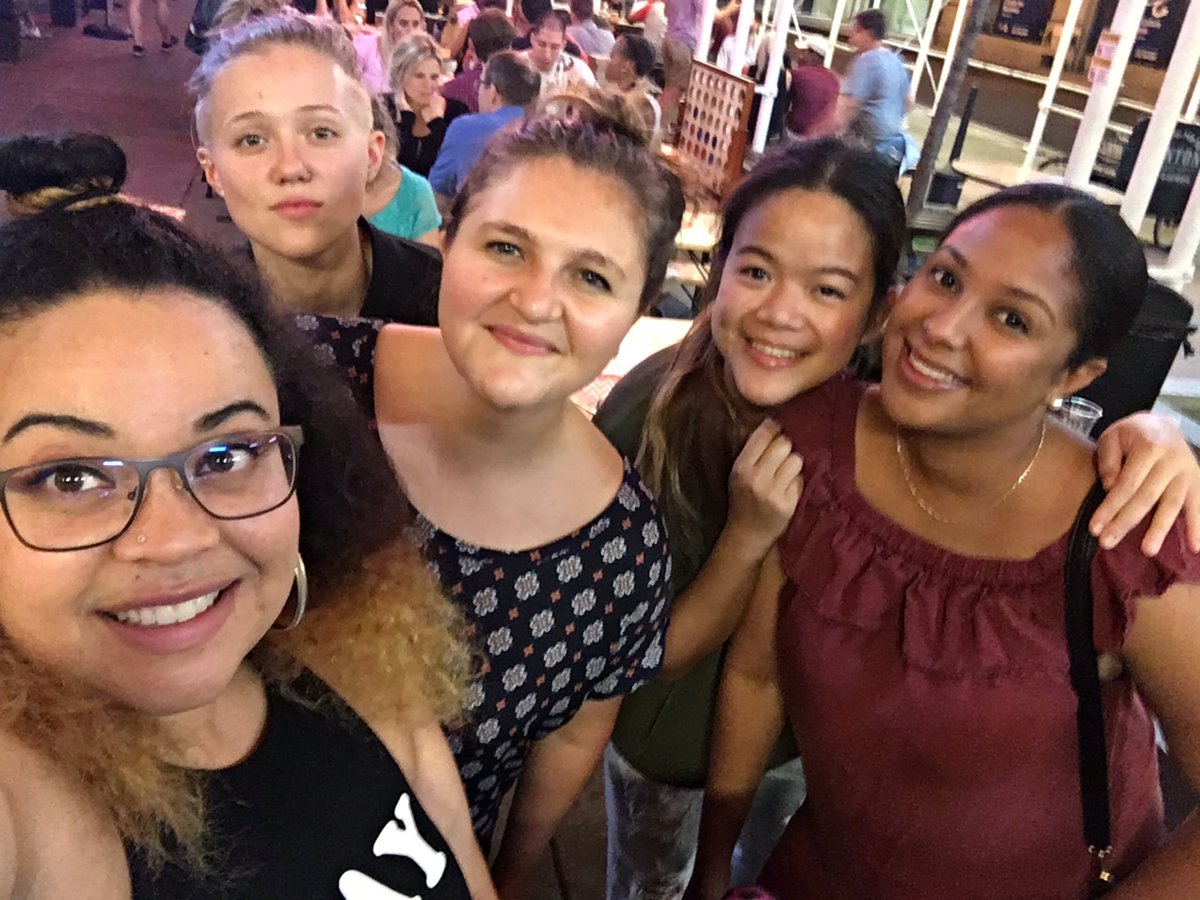 kaylacboyd's tweet photo. Thank you @ClintonHallNY for the fun times &amp; yummy food! 🍔🍺 https://t.co/otdDDZLxBJ