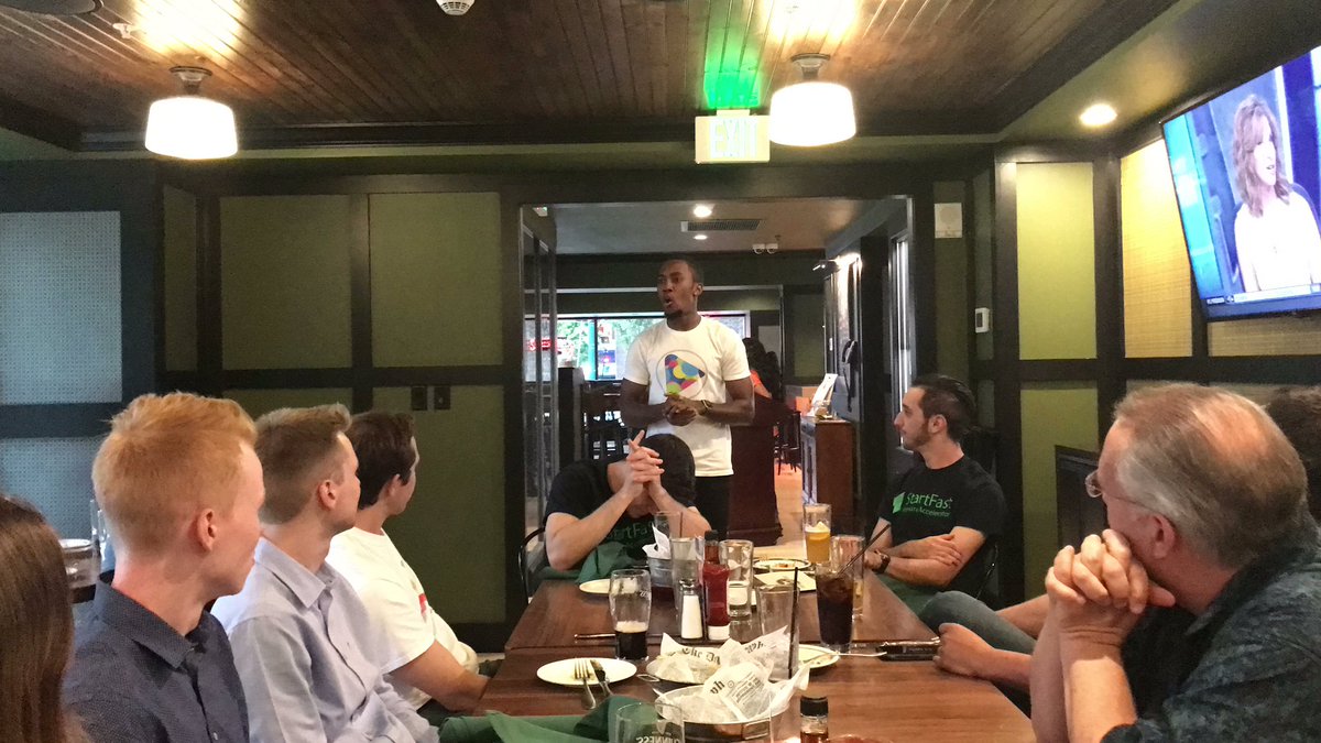 Start_Fast's tweet image. #StartFast2017 after after party - where teams grub &amp;amp; make fun of each other. No one escapes the ROAST. Not even Nasir Ali &amp;amp; @chuck_stormon