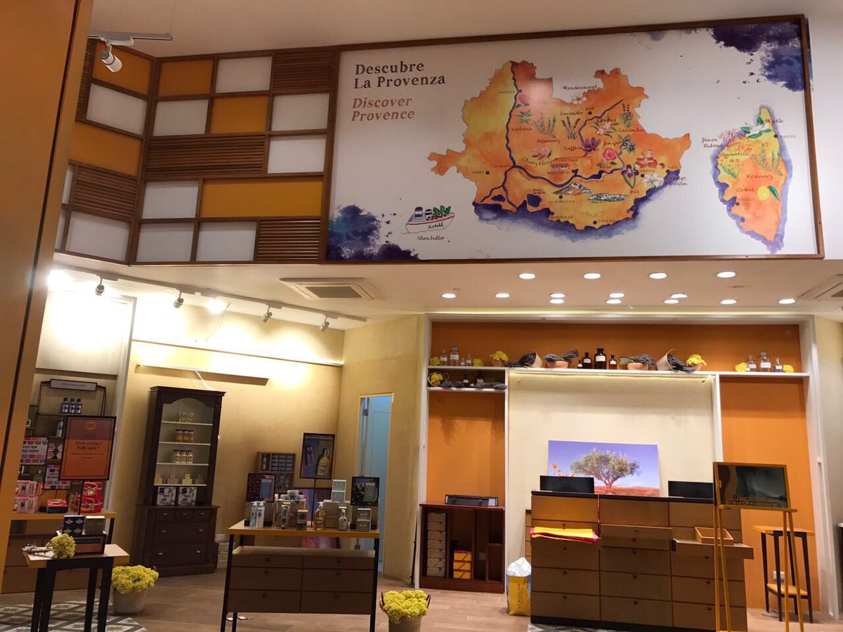 AnaMariaGuzman2's tweet photo. L'Occitane - Blue Mall  #puntacana #Bluemallpuntacana #LOccitane @LOCCITANE_IRE @LOCCITANE_UK @loccitanerd new shop / we are open 💖💖💖 https://t.co/x4gF5TDwlt