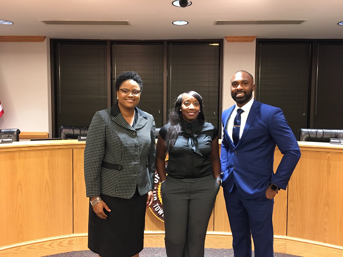 Dexter Warren tweet media