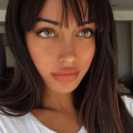 25. Menciona a quién te recuerde: