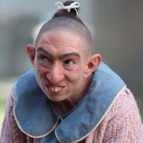 34. Menciona a quién te recuerde: