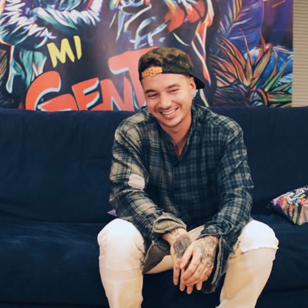 32. Menciona a quién te recuerde: