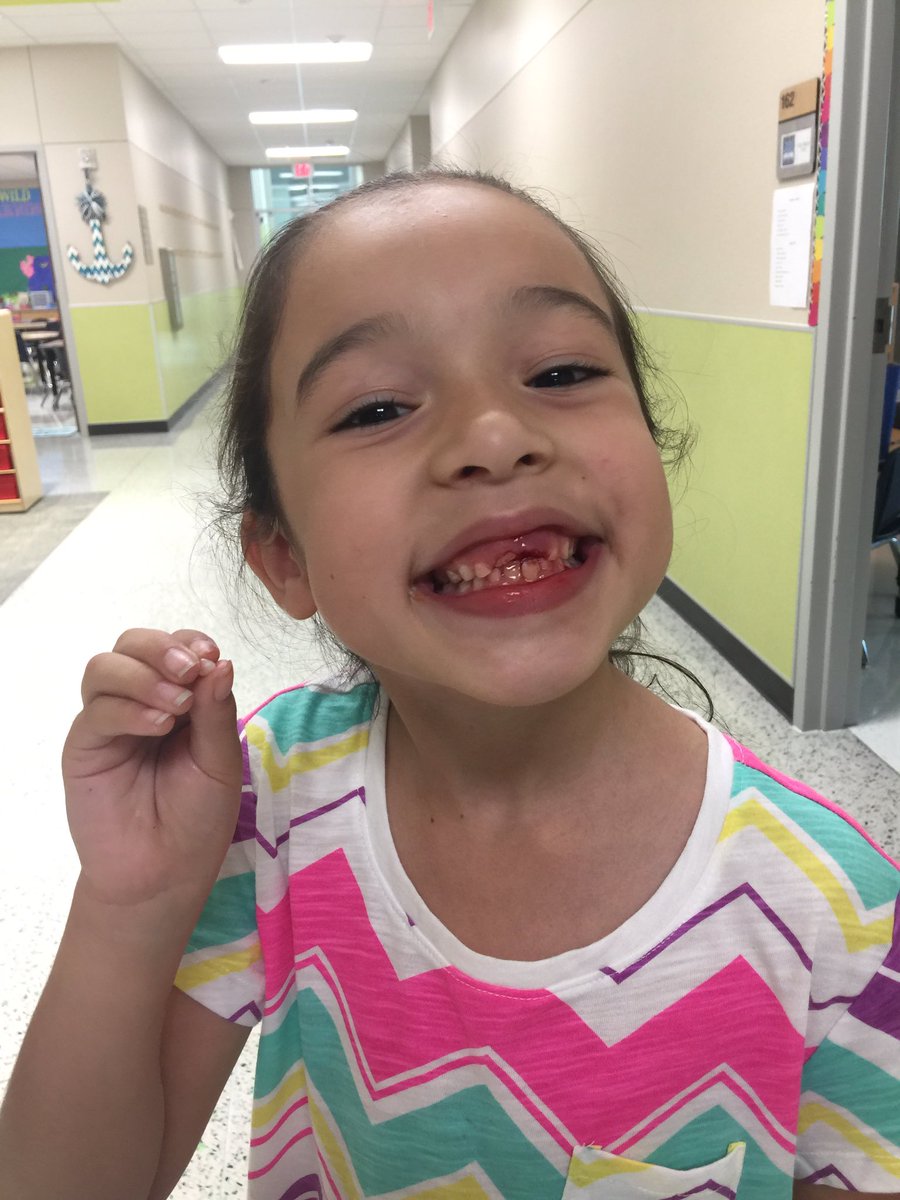 MeridianaElem's tweet photo. First day and a lost tooth! First day fun at Meridiana! #FirstdayAlvinISD https://t.co/j75ZEYqNqc