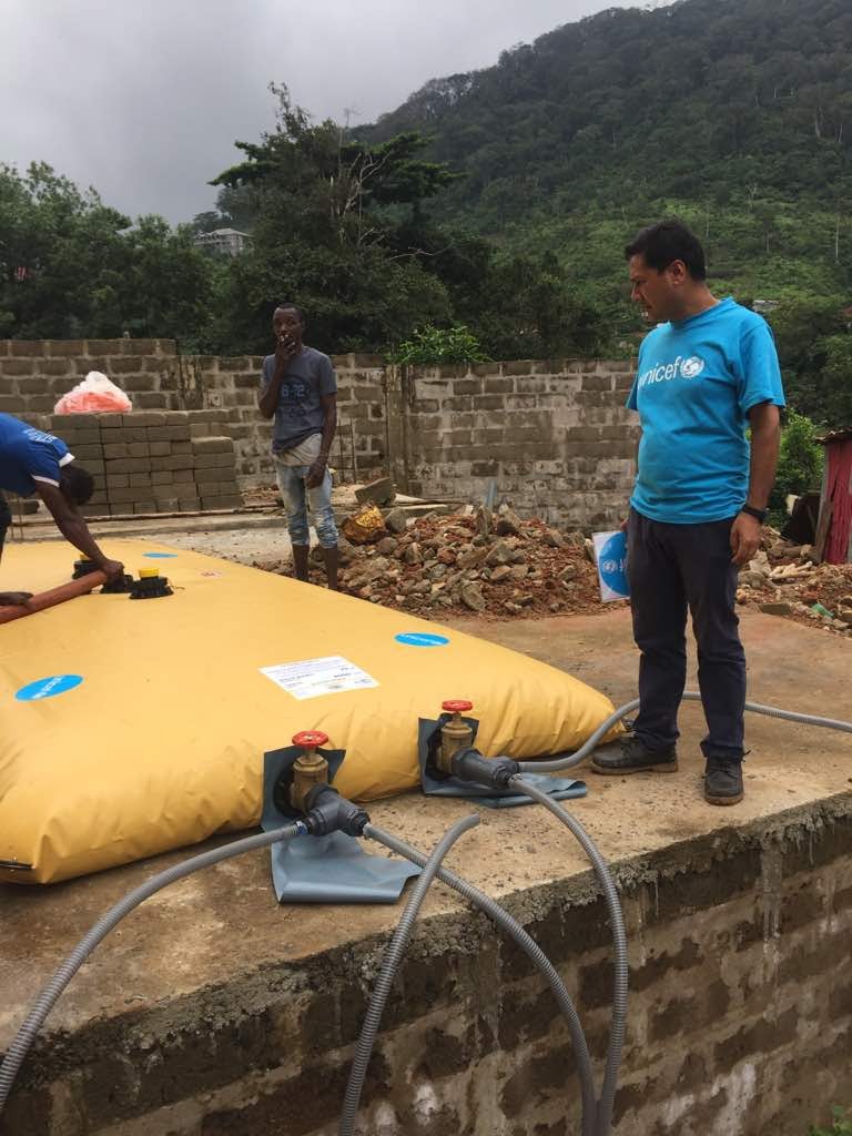 DHf-_weXYAAXvjJ.jpg:large