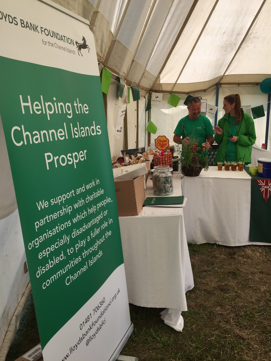 Big thank you &amp; congrats to Lloyds Community Bank Gsy &amp; everyone who donated <a href="/WestShowGuernse/">West Show Guernsey</a> £2400 raised for <a href="/GuernseyMind/">Guernsey Mind</a> #mentalhealth