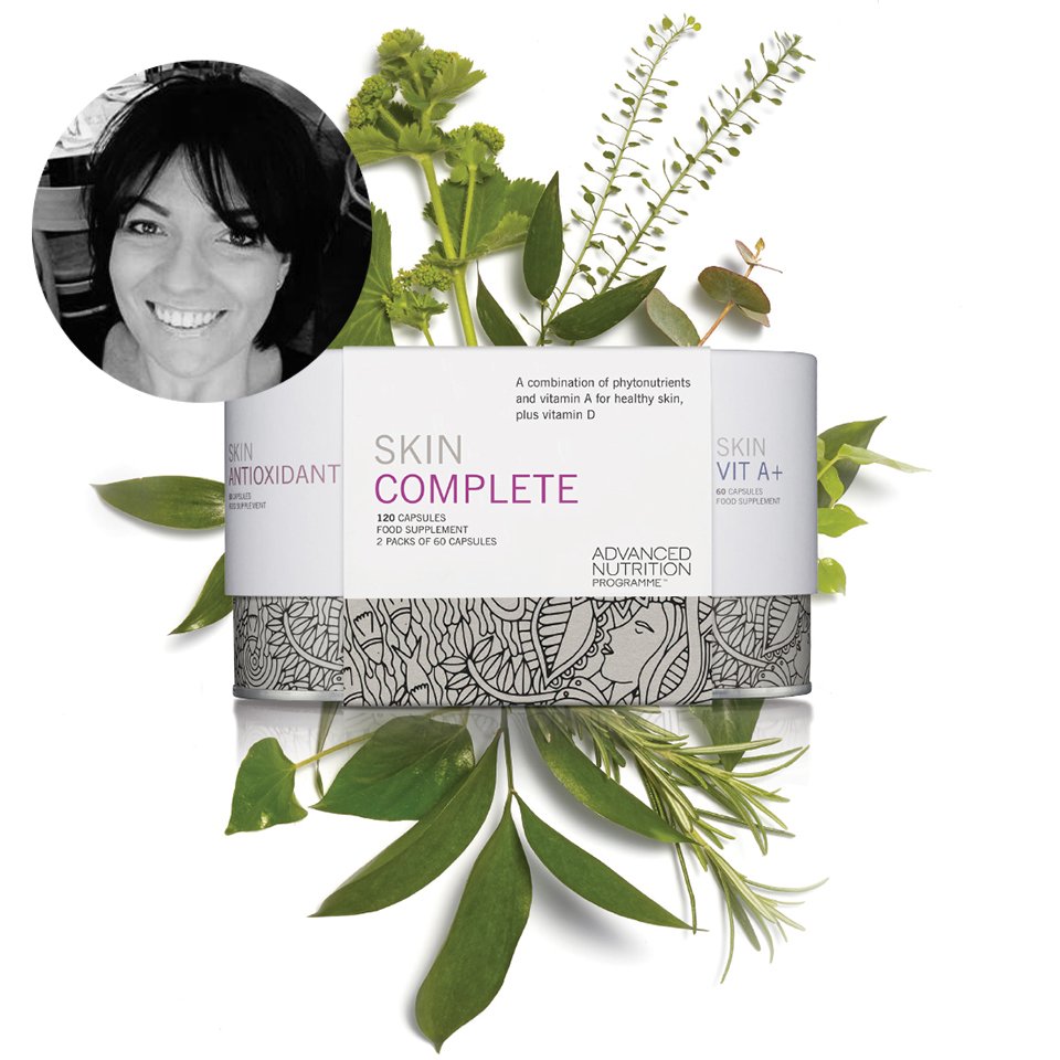 "Skin Complete treats a multitude of skin concerns which I feel adds an elegant simplicity to any home skincare plan." - Faye, Skin3 Manager