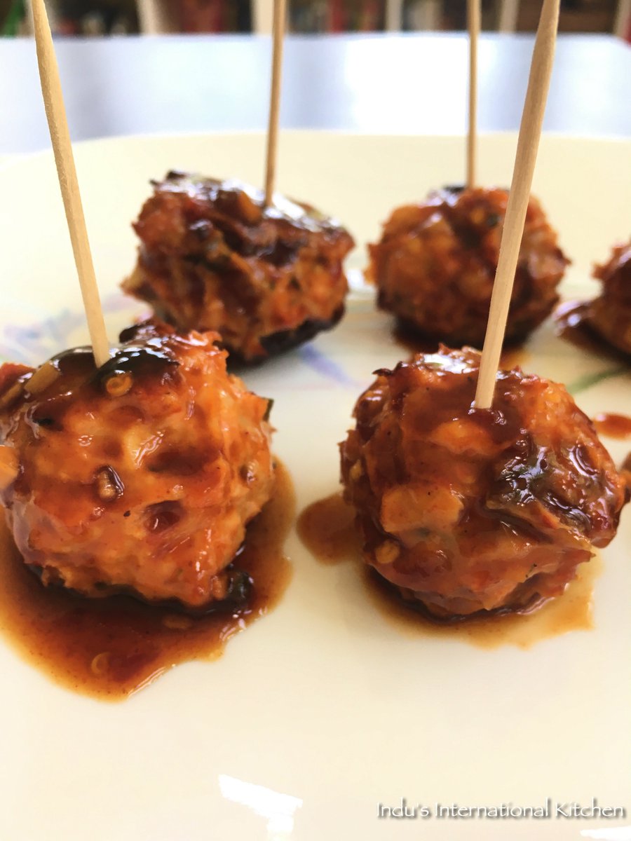 indushyju's tweet photo. Sweet and Spicy Chicken meatballs #paleo #glutenfreemeatballs https://t.co/J0gGPvsH7u https://t.co/XTfHNb6aT8