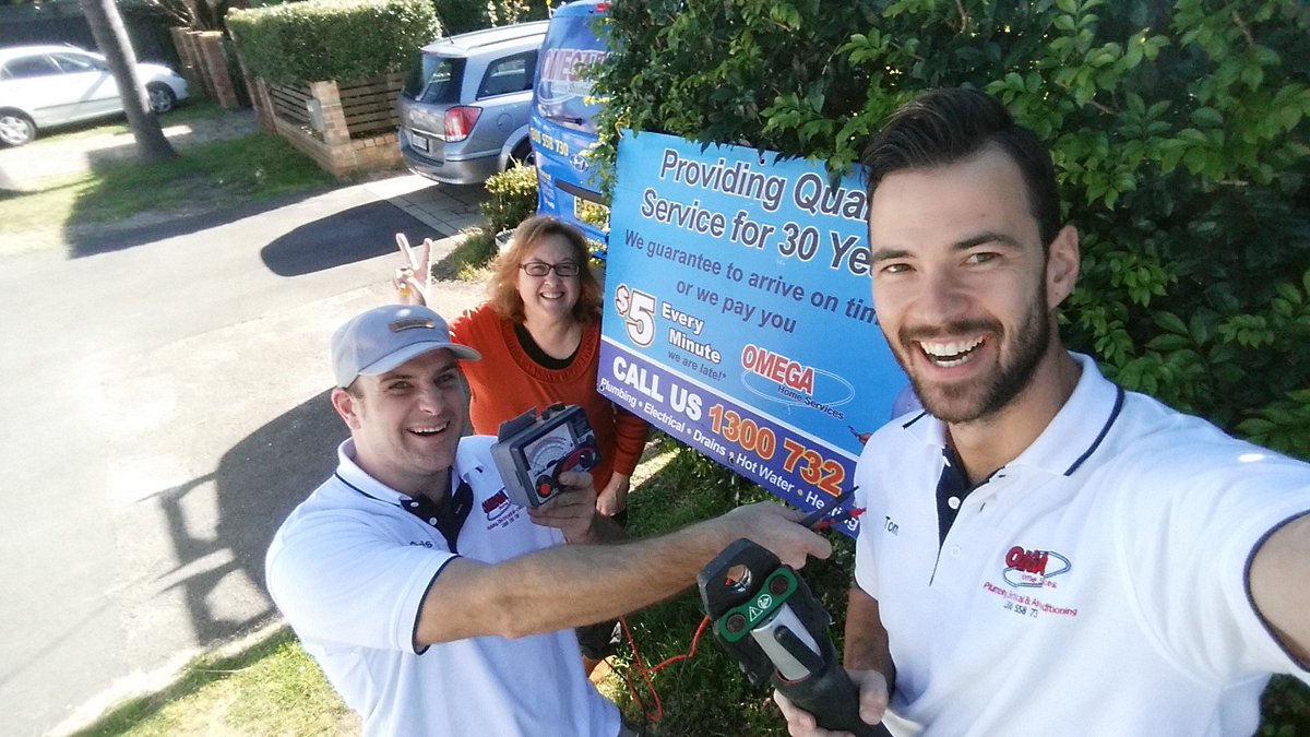 OmegaServicesAU's tweet photo. Our technicians are having some Friday fun on the electrical job���� https://t.co/jiIlCvRys5