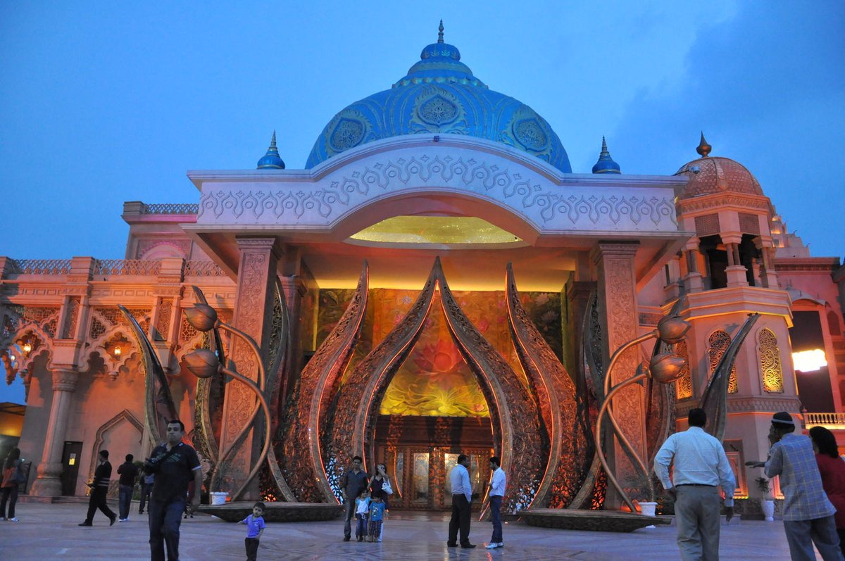 SandsInnHotel's tweet photo. Wen @KingdomOfDreams is jst few mins awy frm @SandsInnHotel njoy your weeknd wid #Shws #Joylands #FlkDance #Food while hvng ur sty wid us.. https://t.co/SG6gUWPBao