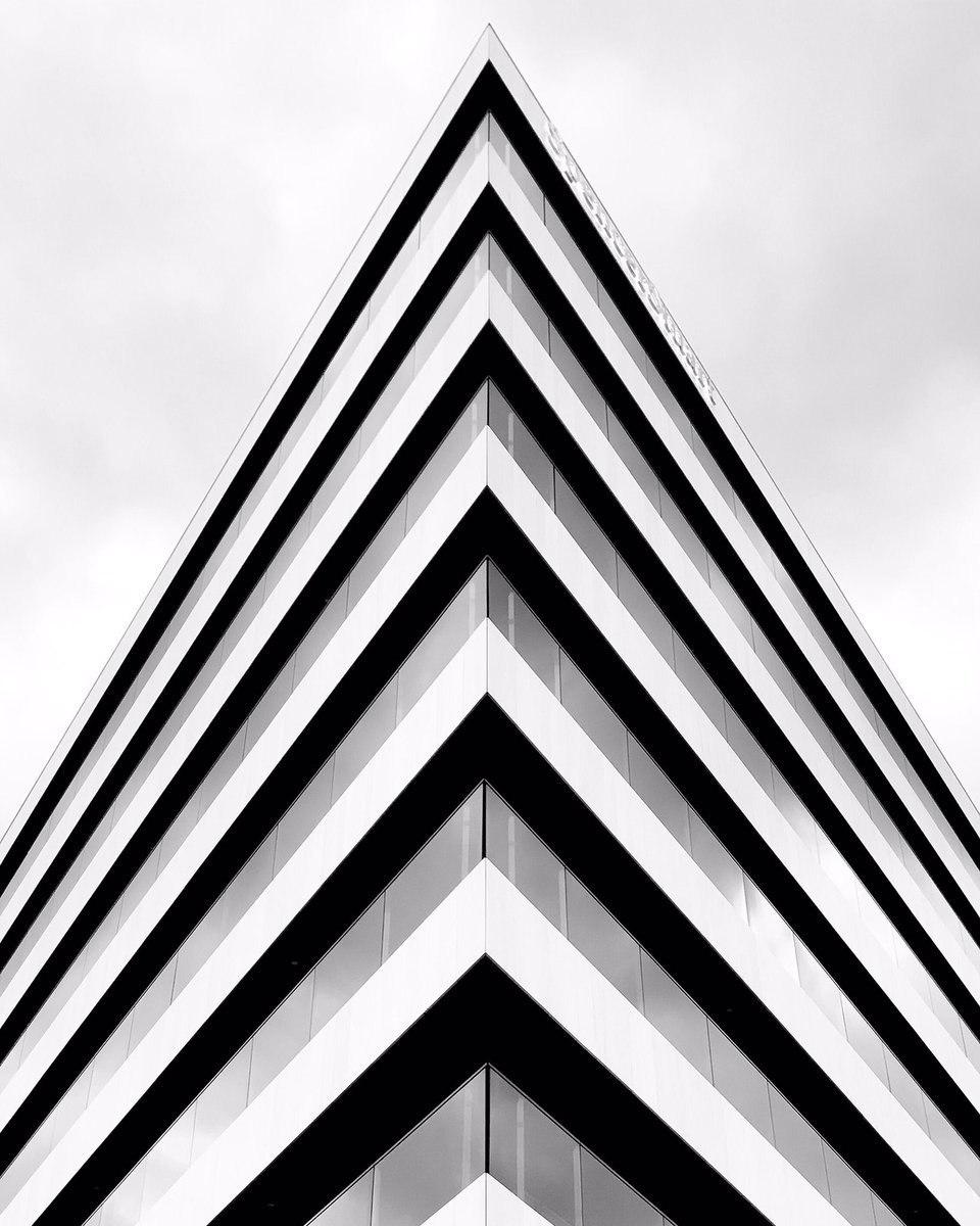 JJPerspectives's tweet photo. 500 Beethovenstraat, Amsterdam. Photo @JJPerspectives https://t.co/gkRhcPEEdI #zuidas #amsterdam #architecture #beethovenstraat https://t.co/LNopS4e28p