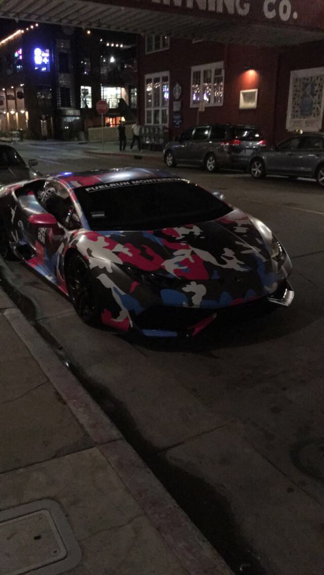 Ahomelessturtle's tweet photo. I love car week🙂 #carweekmonterey https://t.co/p6zkSYgaq1