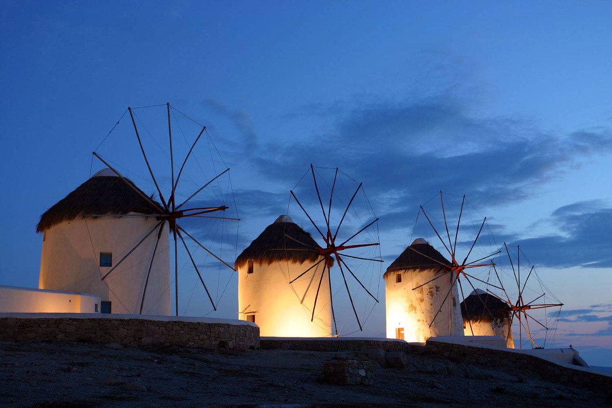 holidaygr's tweet photo. #Mykonos windmills https://t.co/sXiU5QwP0o, #holidaygr passion for ☼ #Greece https://t.co/Ut8gzoodGX