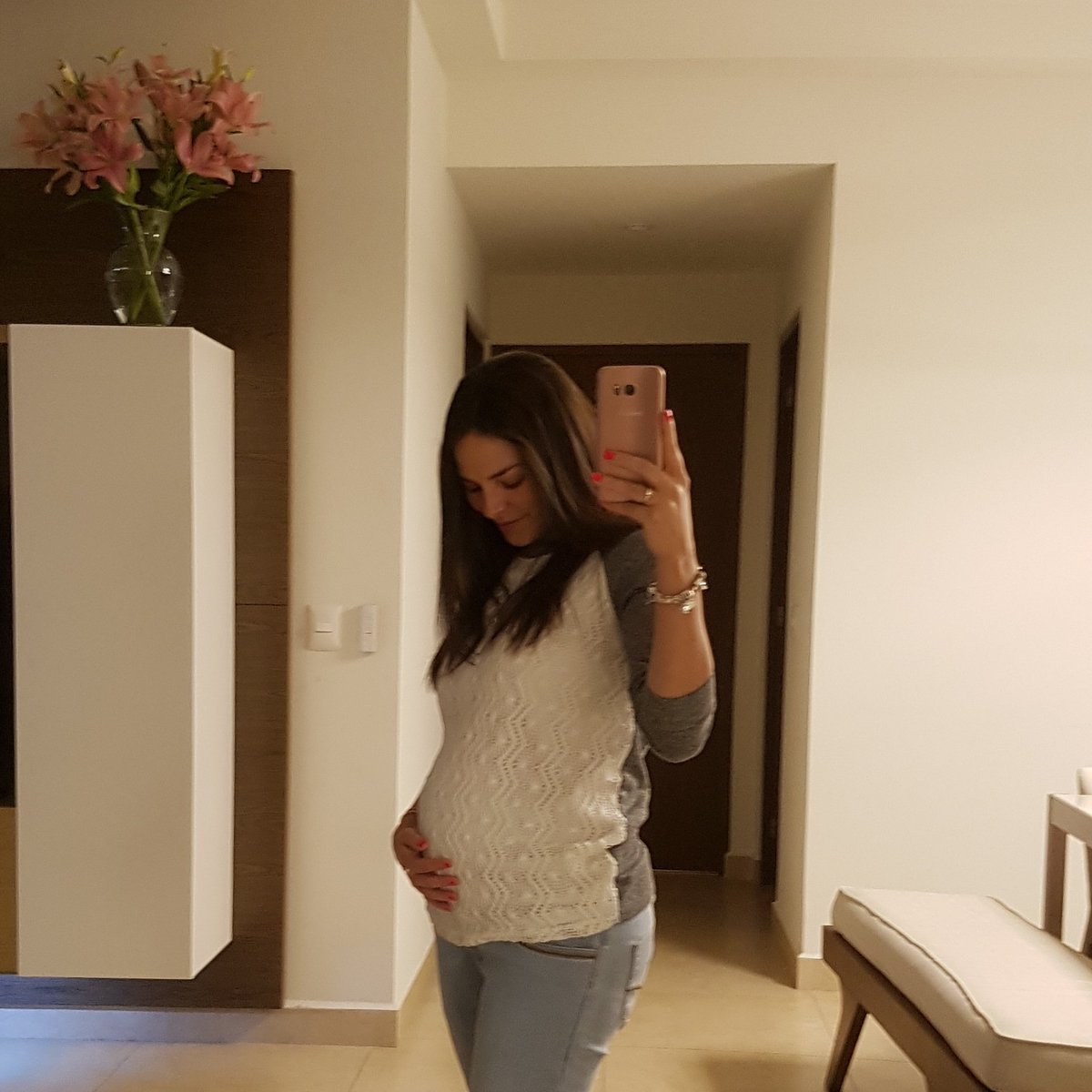 alejandrarobsg's tweet photo. Cuando la imagen lo dice todo... #Thiago #bebedelamor #mom #momtobe #pregnancy #pregnant #LOVE 🍼😍❤ https://t.co/rl8q4Lsbp3
