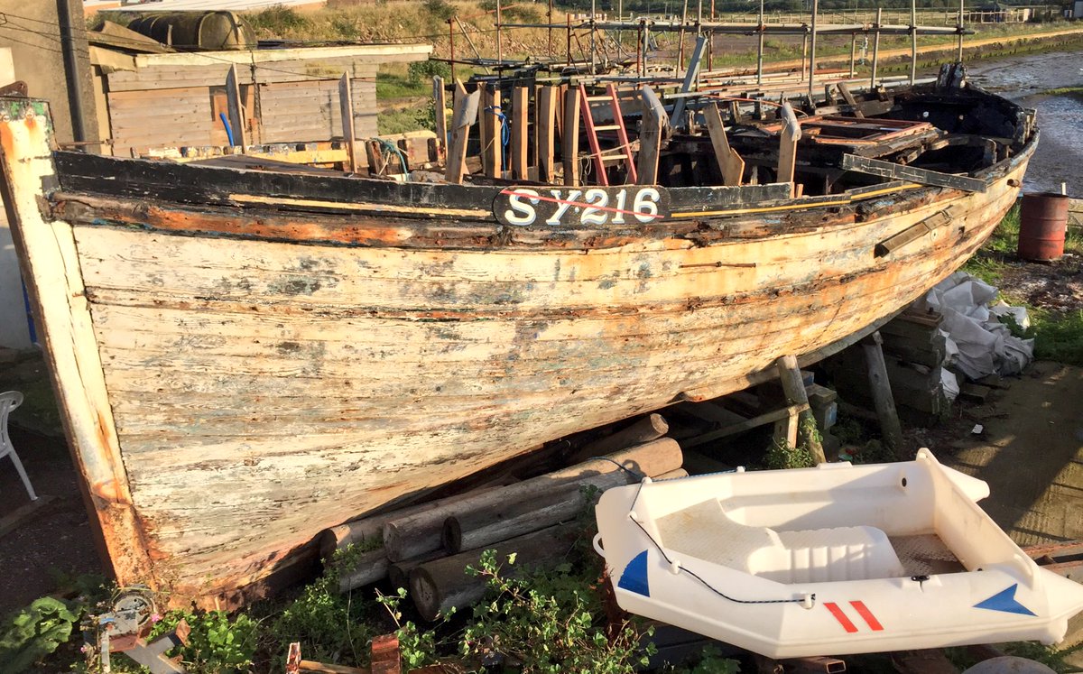 wooden-fishing-boat-manufacturers-sailboat-optimist-plans