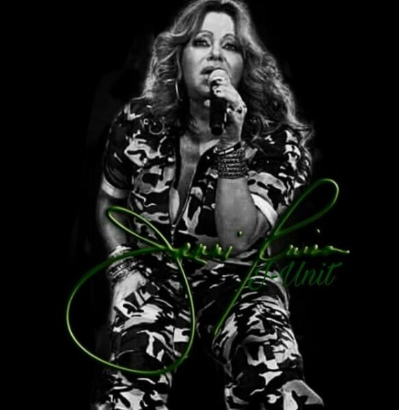 CarteldeJr's tweet photo. Nice edit. Of our Diva. #JenniRivera credits pic. from a fan. #jenniriverajunit #CarteldeJr #Jenniriveralegacy #jennivive 😍 https://t.co/6xHpt8ELLU