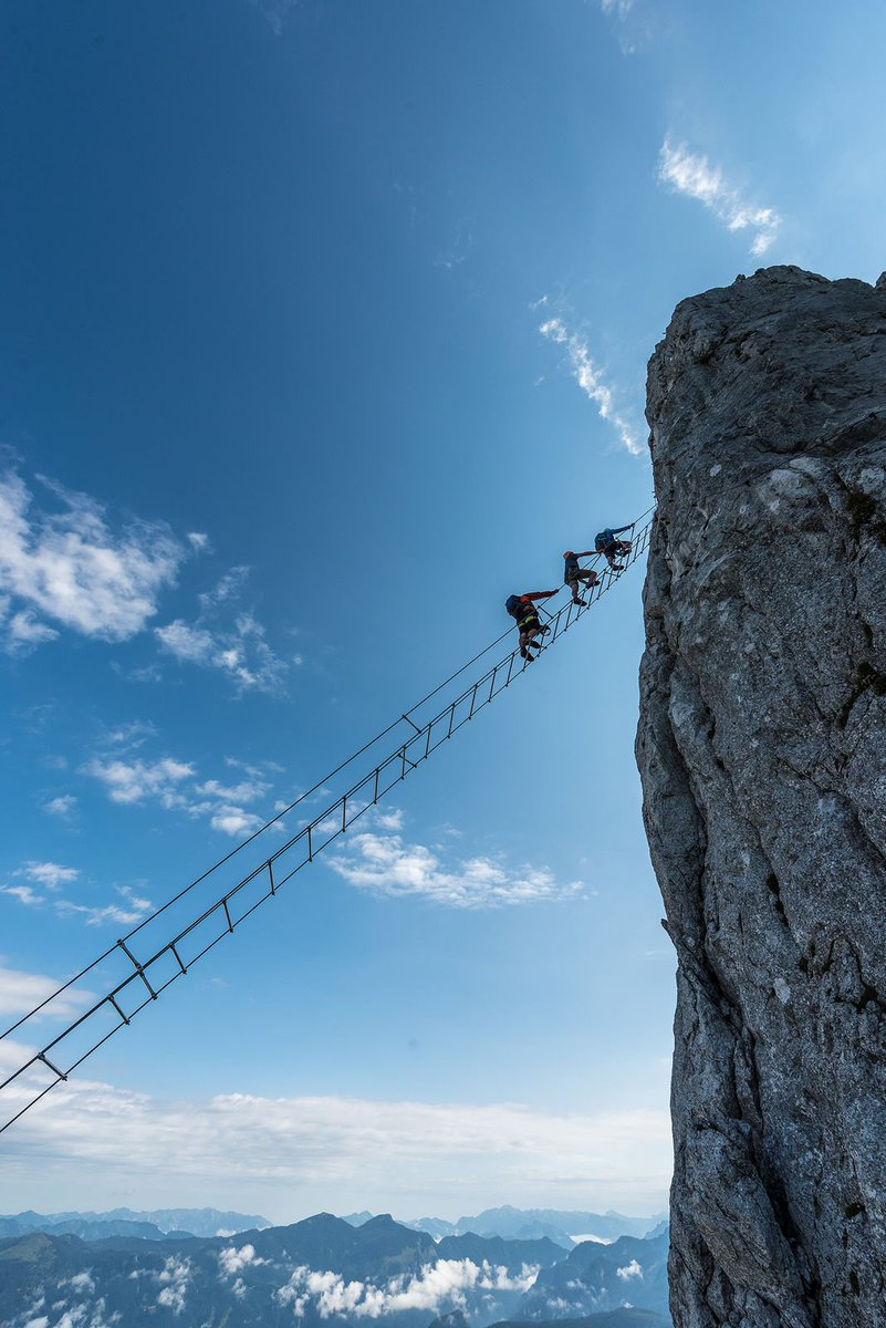 VisitHallstatt's tweet photo. New thrill: 40-meter-long #JacobsLadder https://t.co/NuVcTwqdSS #Climing #Donnerkogel #ViaFerrata #Gosau #VisitAustria https://t.co/94BXDw3FZu