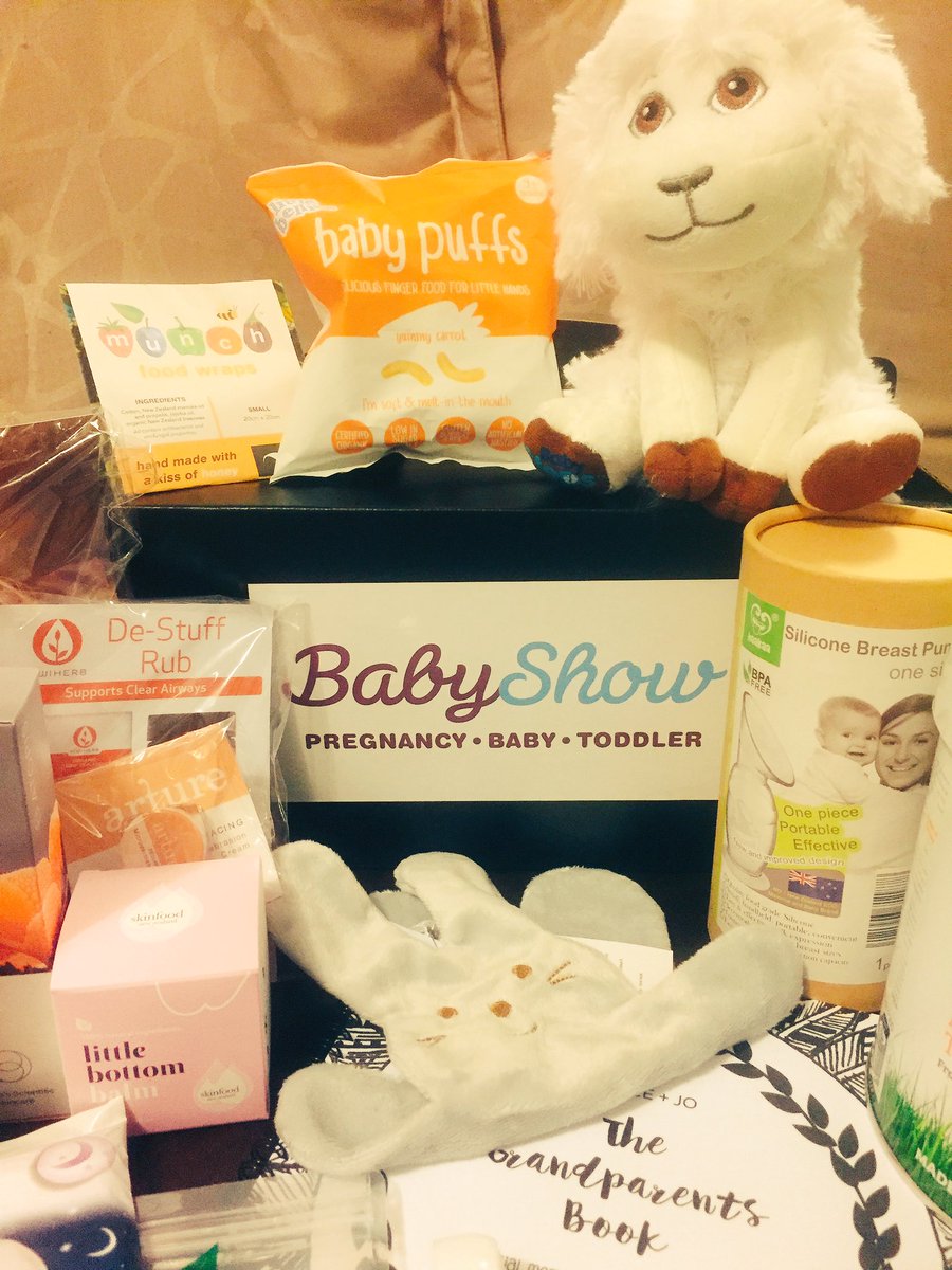 Lots of goodies for baby Willow thanks to @BabyShowNZ - check 'em out at ASB Showgrounds this weekend in AKL! #WillowMoana #BabyShowNZ
