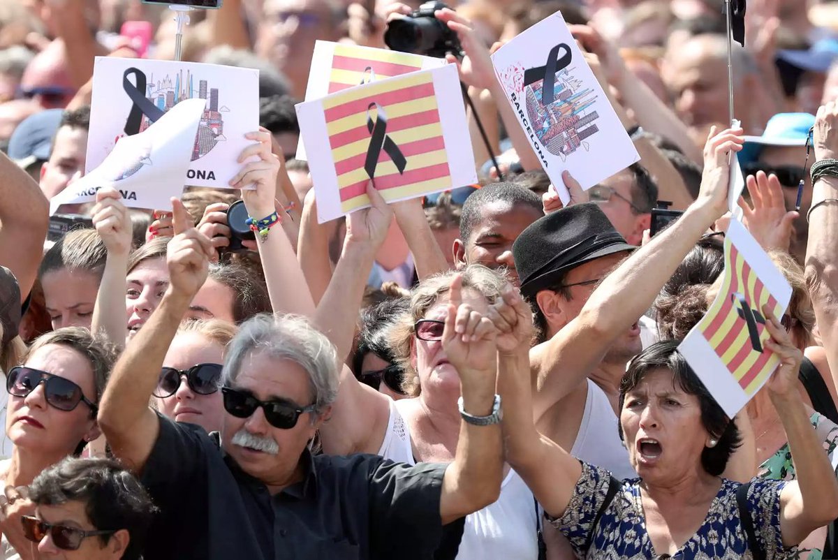 #Notenimpor  x  @neustomas 
eldiario.es/_285de5a9

#Cambrils
#TodosSomosCataluña
#notenemosmiedo
#AtentadosARV
#notincpor 
#NoTengoMiedo