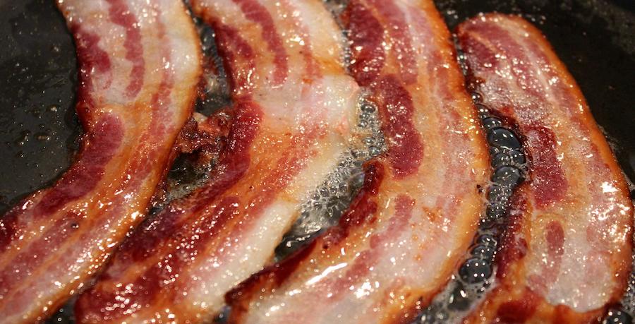 BACON FAT IS THE SECRET INGREDIENT FOR THE WORLD’S BEST TORTILLAS! 
baconeering.com/bacon-fat-secr… #bacon #recipe #foodie #mexican #cooking #food