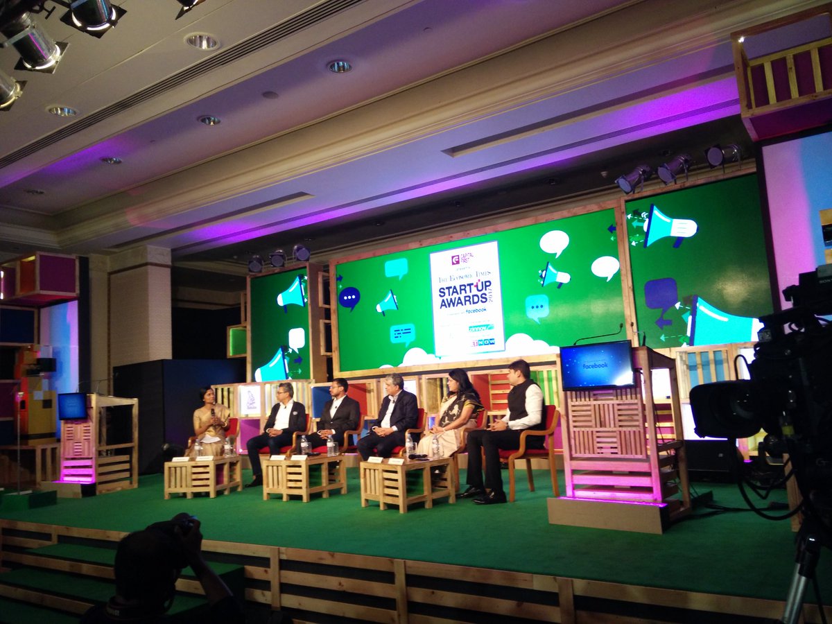 ShadmaShaikhET's tweet photo. The distinguished panel at #etstartupawards https://t.co/kItDEc2JX4