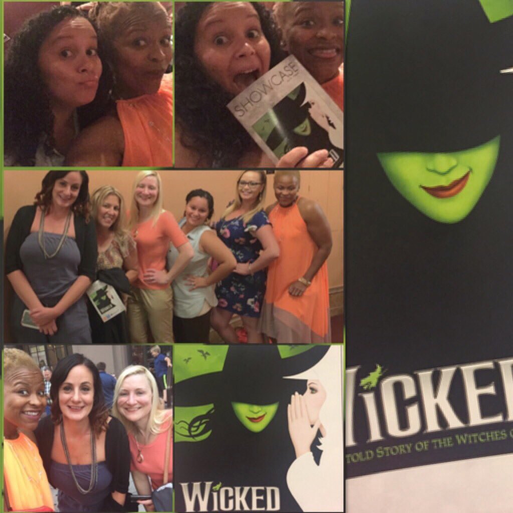 EsteeRatliff's tweet image. Fun night out with the ladies of #MetaSource ❤️ #Wicked was awesome 🤗! #academyofmusic #wickedmusical