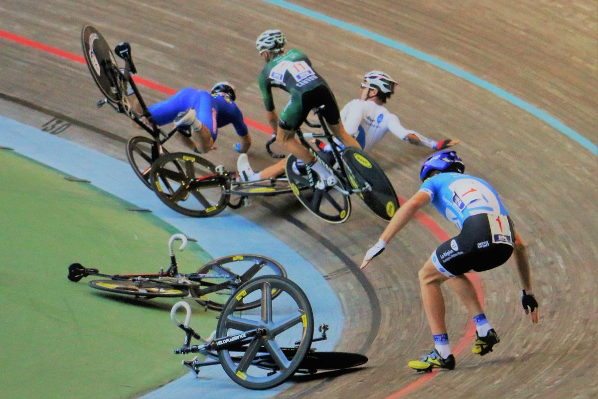 Aïe... #Hyères2017 #lesRP 
📷: S. Rattalino