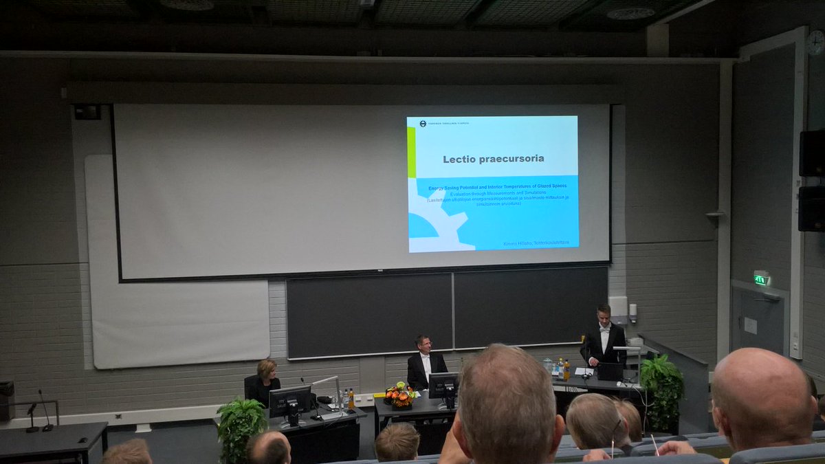 REN_TUT's tweet photo. Lectio praecursoria alkaa ja väittelijä vaikuttaa itsevarmalta asiastaan @TampereUniTech https://t.co/KS2Abg8Hk6
