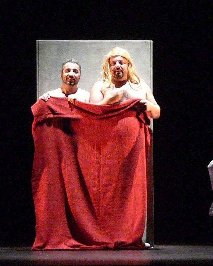 hilotuit's tweet photo. @TeatroTNV "Criados y bufones". Hoy en Castrourdiales a las 22:00. #teatro #theatre #verano #ociocantabria #CastroUrdiales # https://t.co/HBnJBHtX24