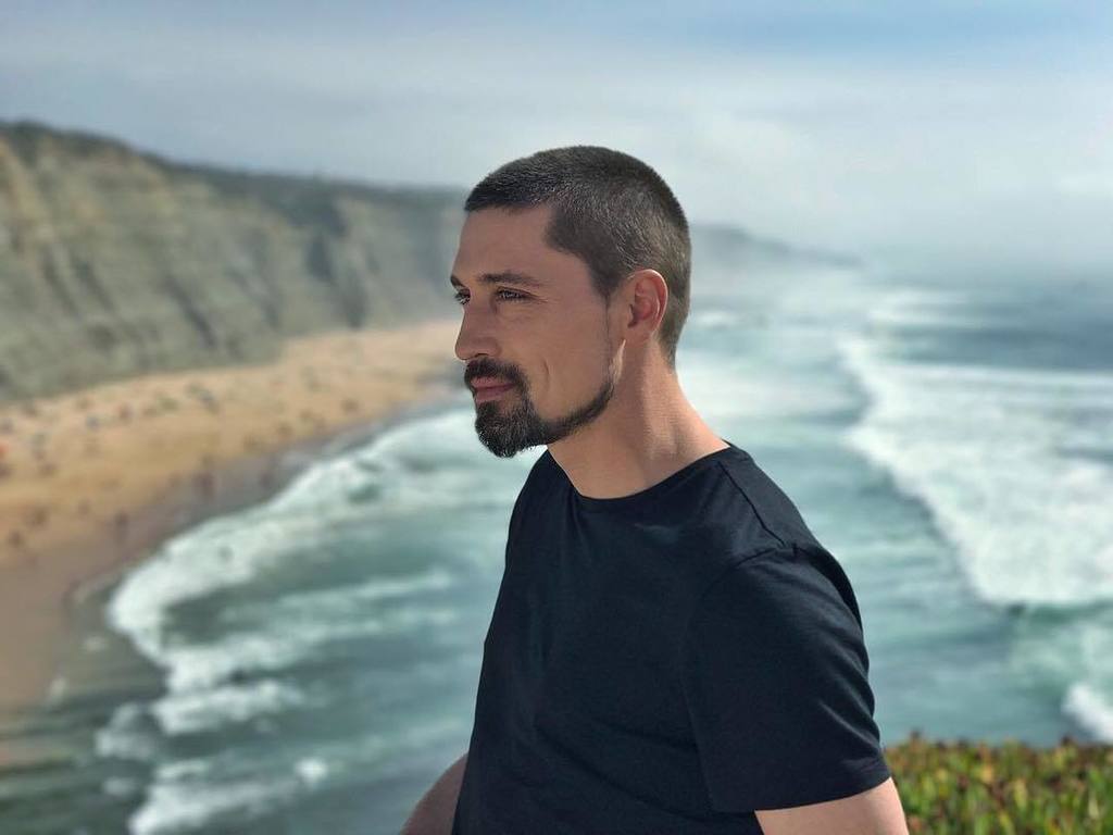 Dima Bilan No Twitter Eshyo Nemnogo Nostalgii Po Portugal A Zavtra Vydvigayus V Tur Dimabilan Bilan Dimabilan Bilan Derzhi Https T Co Qxyczqgr8h Https T Co W1fv7gduh6