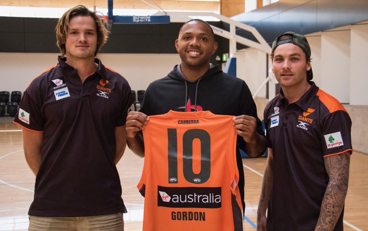 <a href="/TheofficialEG10/">Eric Gordon</a> from the <a href="/HoustonRockets/">Houston Rockets</a> dropped by to shoot some hoops with our <a href="/NathanWilo16/">Nathan Wilson</a> and <a href="/mattflynn30/">Matt Flynn</a>, and try his hand at AFL.